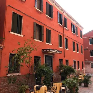 Apartmanhotel Marin Velence