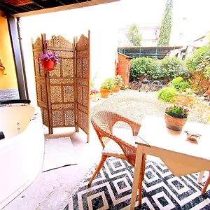 Nadia's Lovely - With Private Garden And Jacuzzi Florence