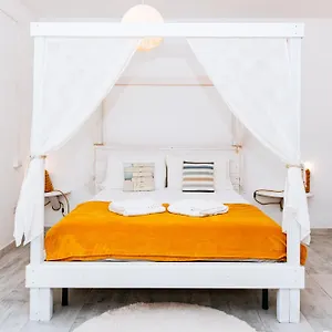 https://casa-porto-torres-domo-libius-by-faendho.in-sardinia.net